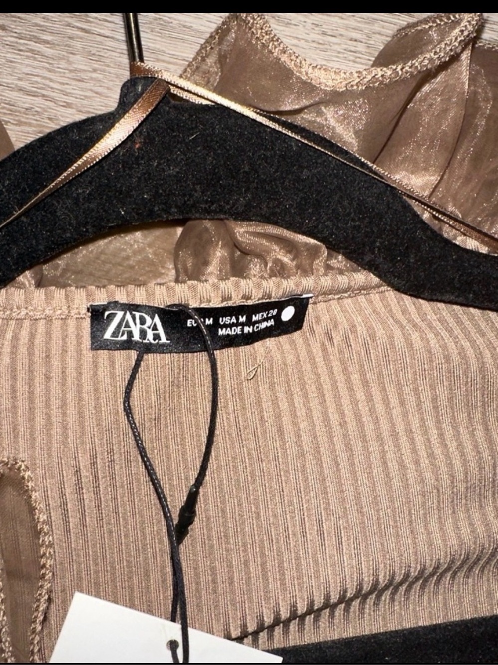 Zara Ribbed Top with Statement Ruffle Col - Picture 2 of 3